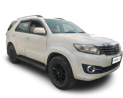 Toyota Fortuner-img